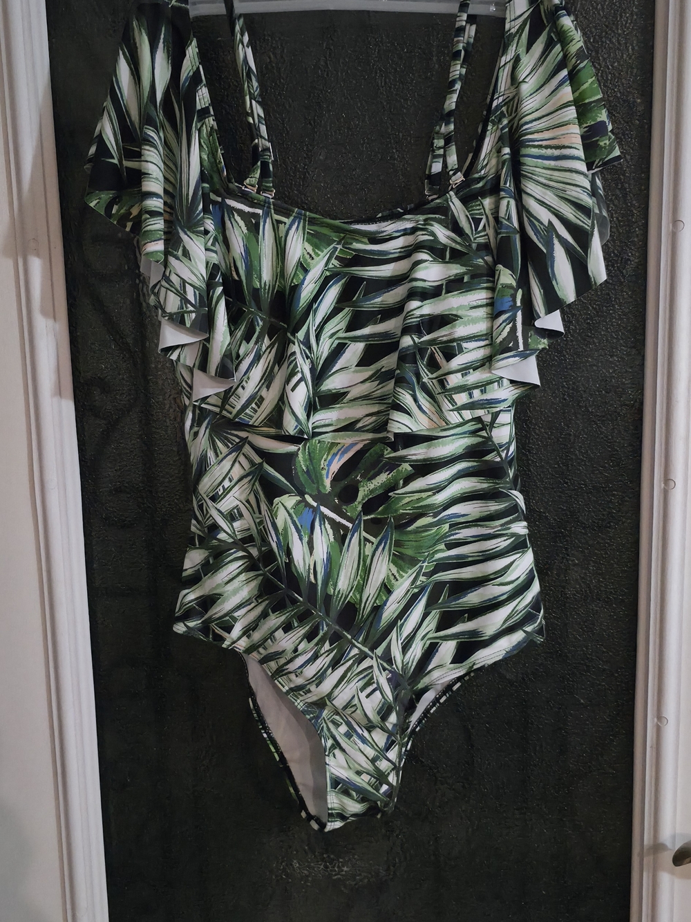 Tropical Leaf One-Piece Cold Shoulder Swimsuit - Green